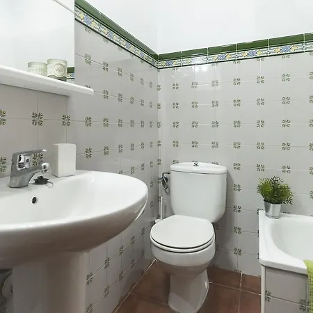 Apartment Lets Holidays Big And Centric Tossa de Mar